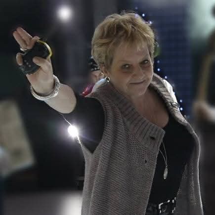 Luminița Dumitrescu, invitată la AmbasadorVipPress, regizor de elită, mare Doamnă a Televiziunii Române, studiată la FAMU, Praga, Cehoslovacia!